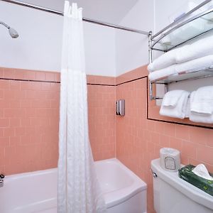 Queen Room Two Queen Beds Non-Smoking